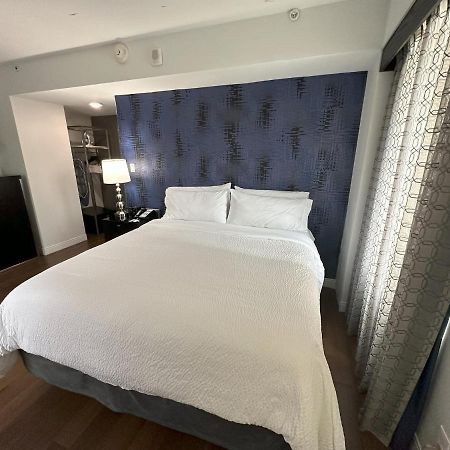 Holiday Inn Express - Dallas Downtown By Ihg Exterior photo
