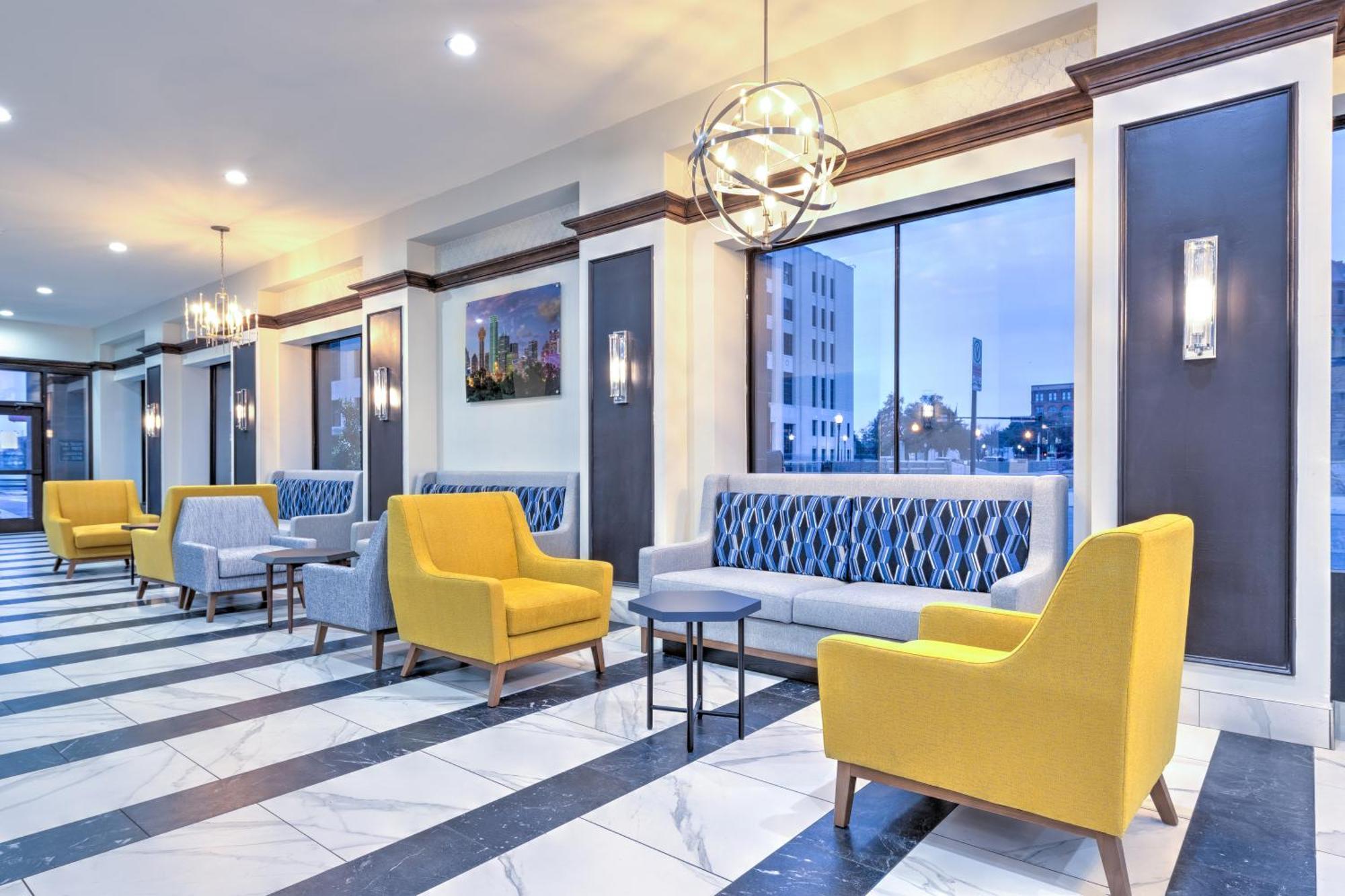 Holiday Inn Express - Dallas Downtown By Ihg Exterior photo