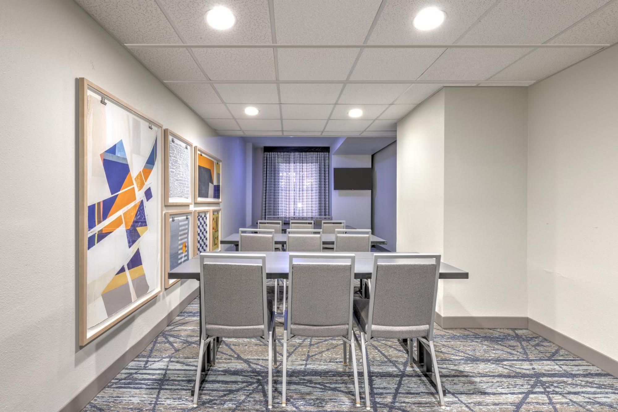 Holiday Inn Express - Dallas Downtown By Ihg Exterior photo